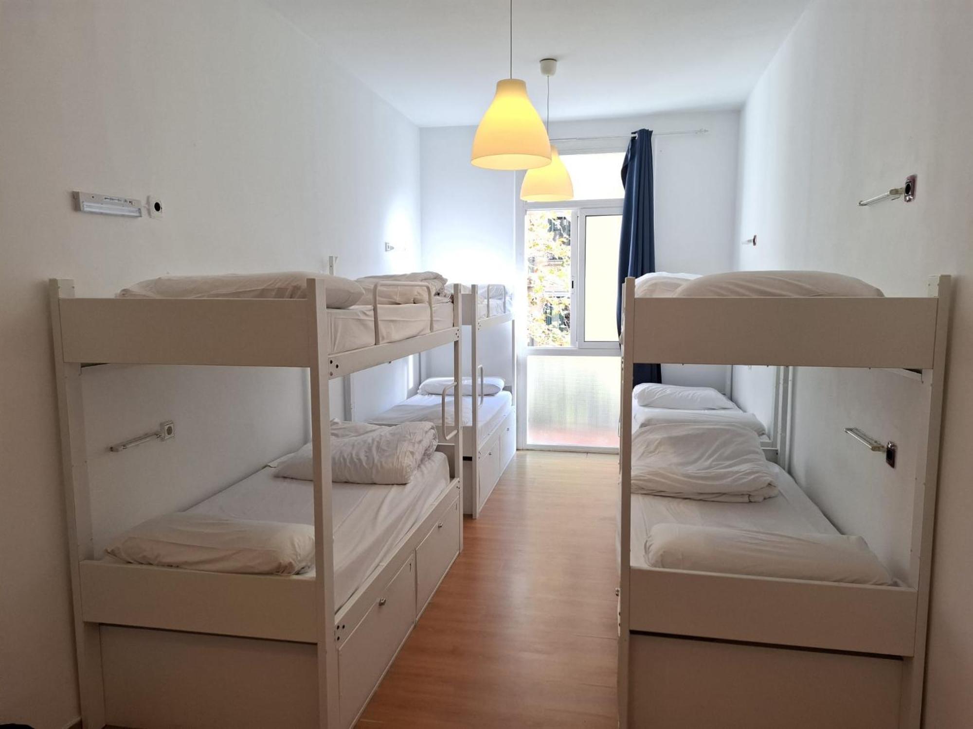 Mediterranean Hostel Barcelona Exterior photo